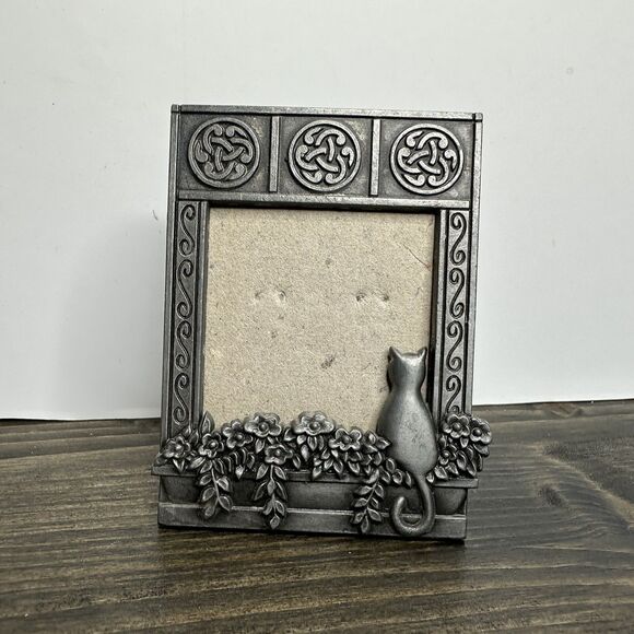 Vintage Miniature Pewter Picture Frame Cat Sitting in Window 3"x2.25" No Glass - Picture 1 of 9